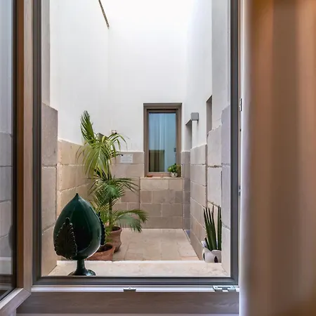 Palazzo San Lazzaro - Selection Jacuzzi & Penzion *