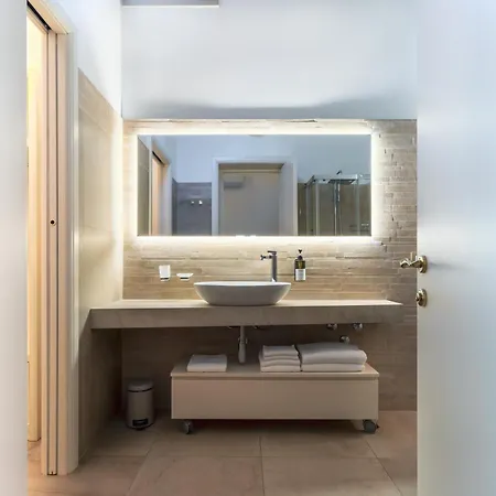 Palazzo San Lazzaro - Selection Jacuzzi & Guest house *